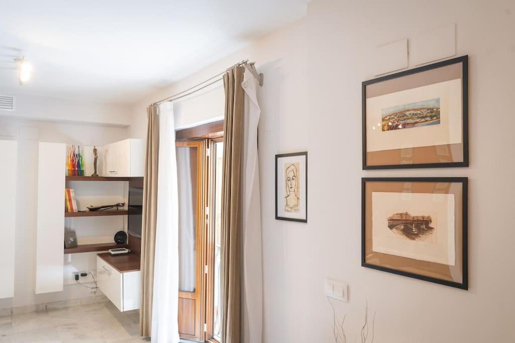Apartamento Nuevo Junto A La Catedral De Sevilla Exterior foto